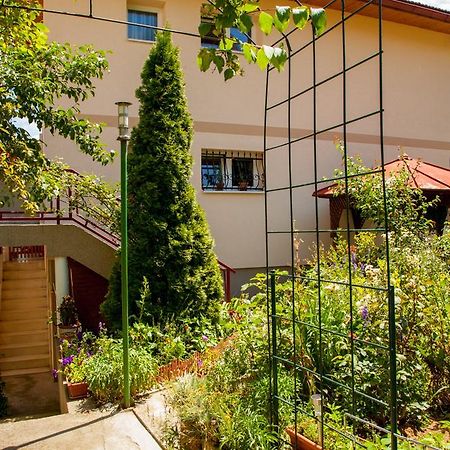Lavender House Apartment ซาราเยโว ภายนอก รูปภาพ
